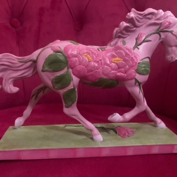 Enesco Trail of Painted Ponies “Petals” Stone Resin Horse Figurine with Box - Picture 2 of 5